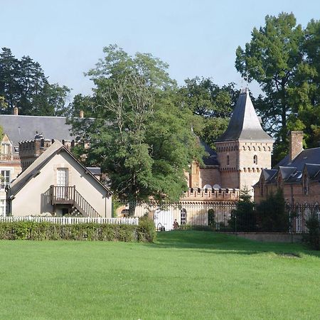 Hostellerie Du Château Les Muids La Ferté-Saint-Aubin Exterior foto